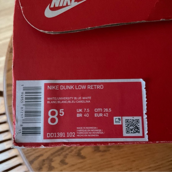 Nike women’s UNC White/University Blue Dunk Low Retro Sneakers size 8.5 w/Box - Picture 5 of 7